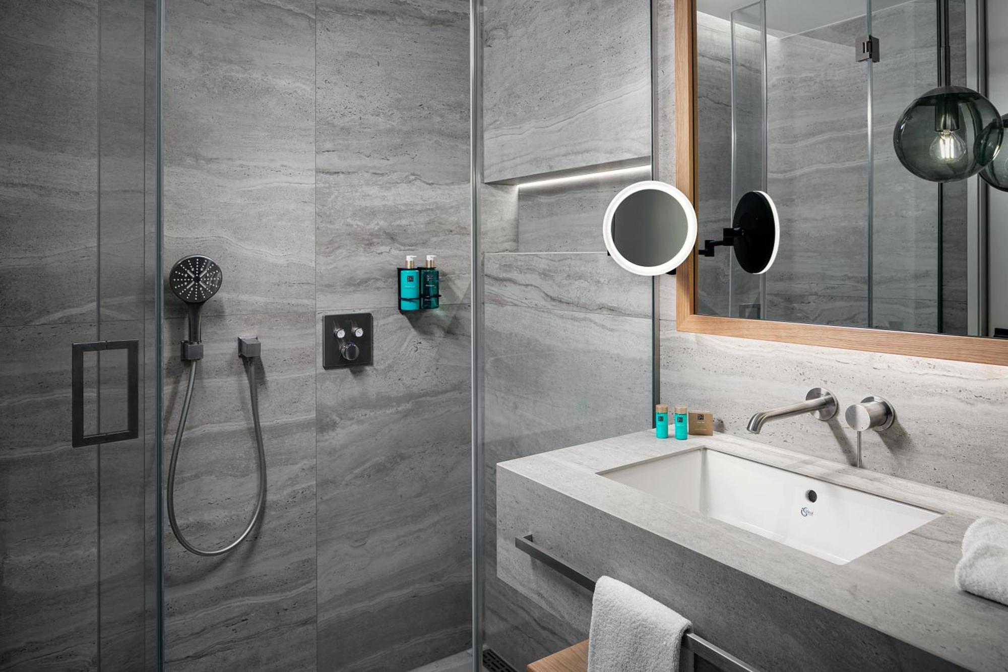 R16 Residences 布拉格 外观 照片